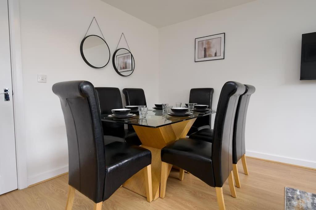 考文垂Highley'S Nest - Fully Furnished Gem, Free Private Parking, Sky Tv & Netflix别墅 外观 照片