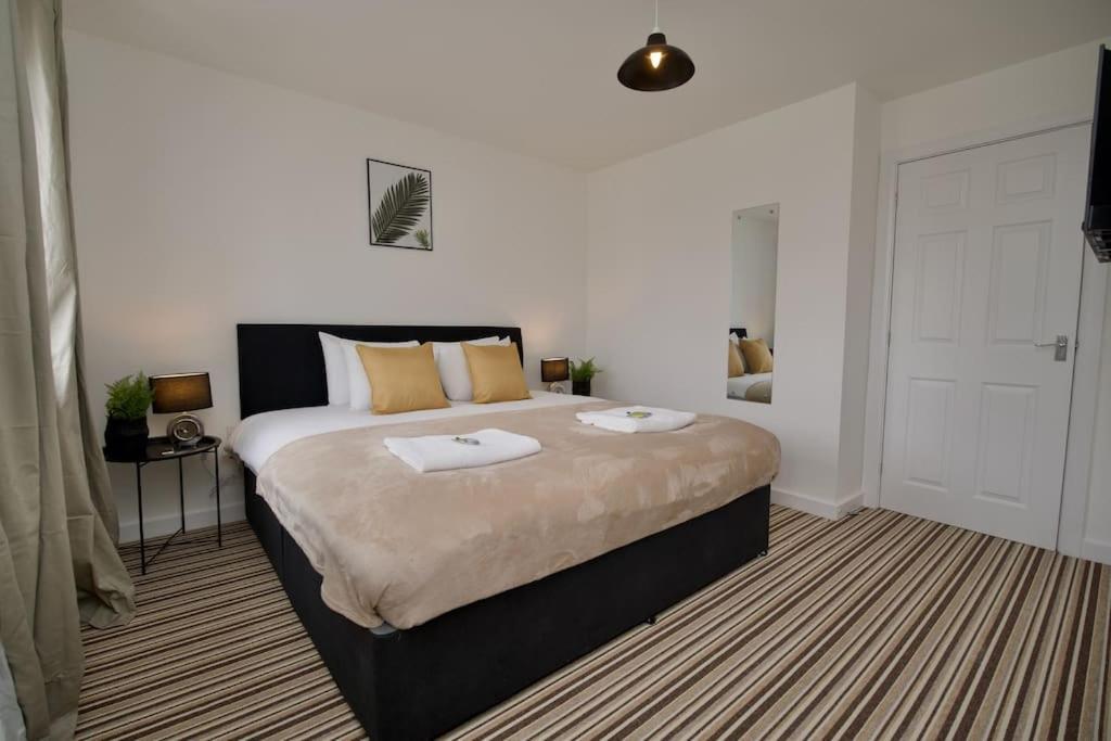 考文垂Highley'S Nest - Fully Furnished Gem, Free Private Parking, Sky Tv & Netflix别墅 外观 照片